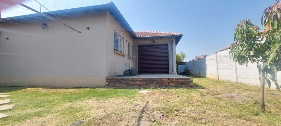 3 Bedroom Property for Sale in Waterkloof East North West